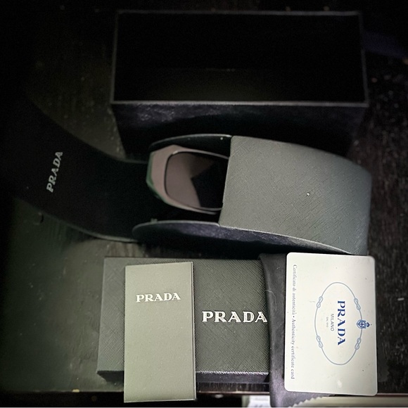 Prada Unisex 49mm Rectangle Sunglass. Brand New! - Picture 4 of 4